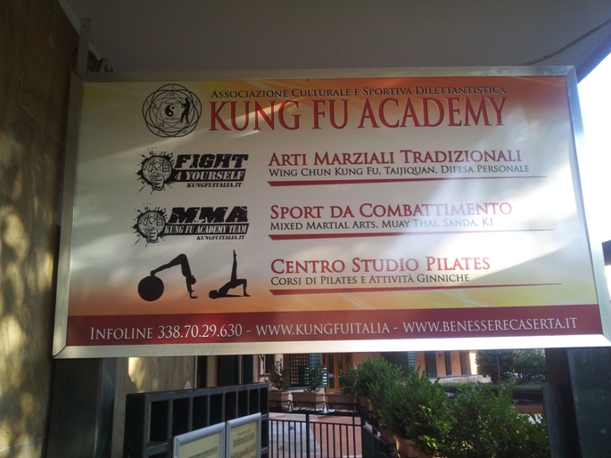 Kung Fu Academy Wing Chun Tsun Tjun Caserta Italia Master Sifu Salvatore Mezzone muay thai mma tai chi chi kung qi gong  www.kungfuitalia.it
